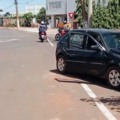 Um ciclista ferido e dois carros danificados - Foto/Luciano Oliveira