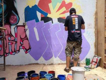 Artistas de b-boy, b-girl, rapper, DJ e grafite podem receber cachê de R$ 500 - Reprpdução/Fundação de Cultura