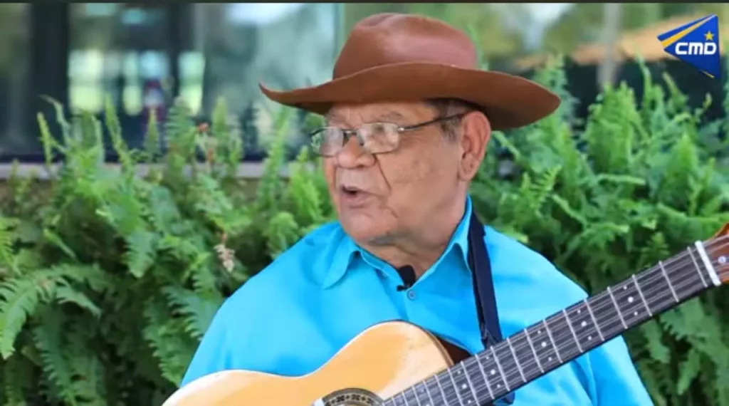 Luto na Música Caipira: Dito Freitas, Mestre da Viola, Parte aos 84 Anos