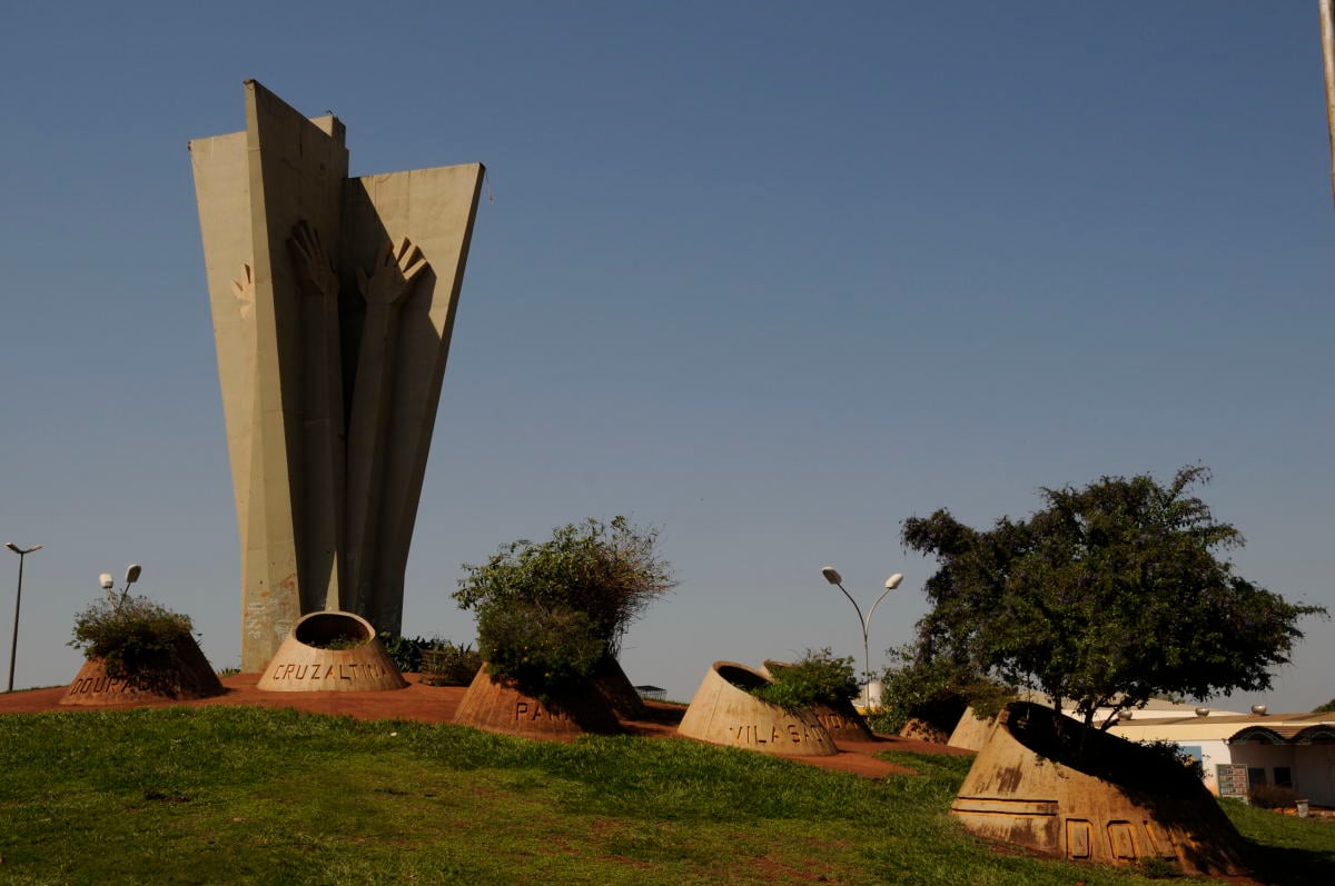 Organizado em três eixos (técnico-acadêmico, político-institucional e mercado e negócios), o evento propõe uma abordagem integrada para o desenvolvimento sustentável do turismo sul-mato-grossense. (Divulgação)