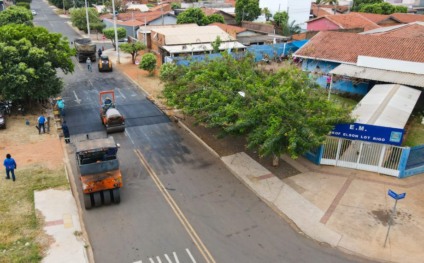 20 novas faixas elevadas são instaladas em Três Lagoas para aumentar a segurança nas escolas e CEIs