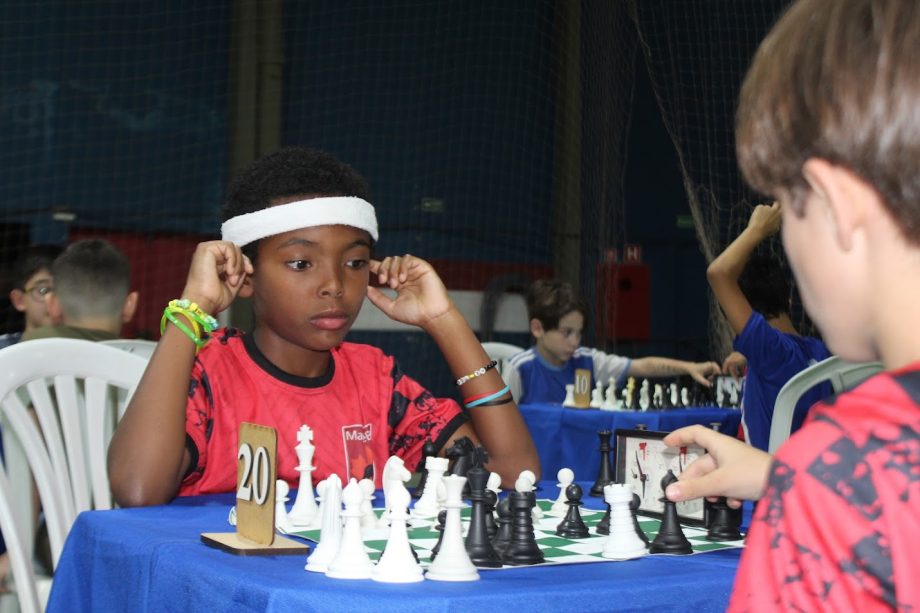 A premiação será focada tanto no indivíduo quanto na instituição de ensino, sendo troféus por Escola para posição 1º, 2º e 3º lugar geral (pontuação calculada pelos 4 melhores atletas de cada categoria por escola). Foto: Divulgação.