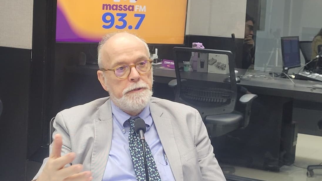 Carlos Primo Braga nos estúdios da Massa FM Campo Grande
