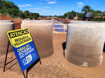 Obras de canalização do córrego Fazendinha, prolongamento da Avenida Durval Rodrigues Lopes, em Paranaíba - Foto/Leonardo Guimarães