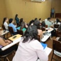 Os 21 novos profissionais da saúde aprovados em concurso público foram empossados nesta quarta-feira (22).  (Foto: Aparecido Frota)