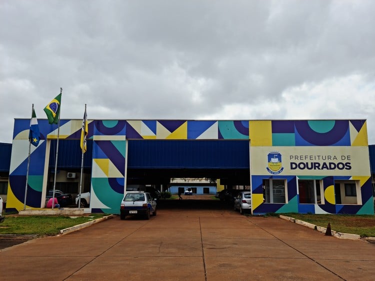 O Projeto de Lei Orçamentária Anual 2026 (LOA) de Dourados, que prevê uma receita estimada em R$ 2,15 bilhões para o próximo exercício, foi entregue pela Prefeitura à Câmara. (Foto: Arquivo/Assecom)