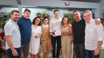 Dirigentes da FETEMS entregam documento ao ministro Camilo Santana em Campo Grande (MS)