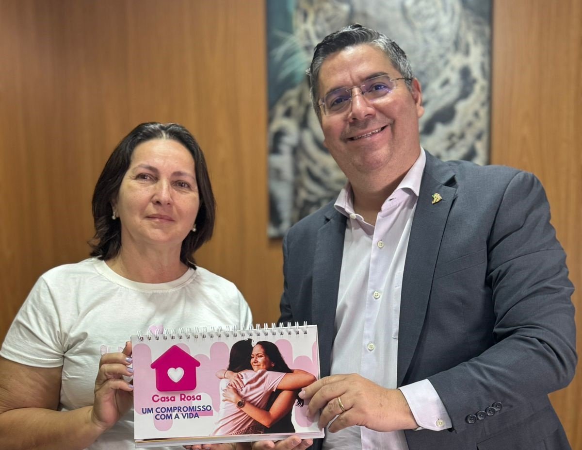 Cláudia e Dr. Victor conduzirão live sobre a prevenção ao câncer de mama (Foto: Assessoria) 