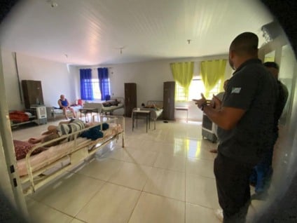Polícia Civil realiza ação da Operação Virtude e promove aproximação com pessoas idosas em Água Clara