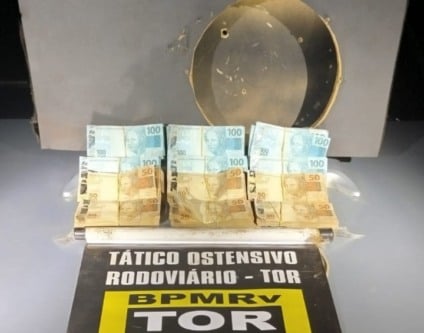 Homens não paresentaram documentos que comprovasse origem do dinheiro / Foto: BPMRV/Divulgação