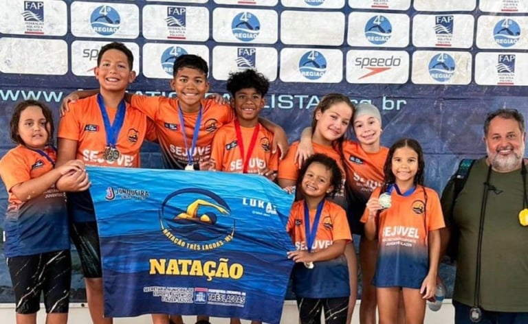 Equipe de natação de Três Lagoas conquista 28 medalhas no Torneio Regional em Presidente Prudente