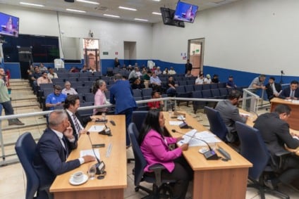 Câmara aprova lei que garante auxílio-alimentação a servidores durante internação hospitalar