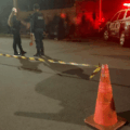 Local do acidente fatal entre moto e picape no Recanto dos Pássaros, em Campo Grande