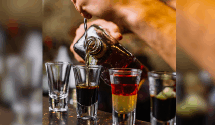 Polícia apura indícios adulteração de bebidas (Foto: Reprodução/ Freepik)