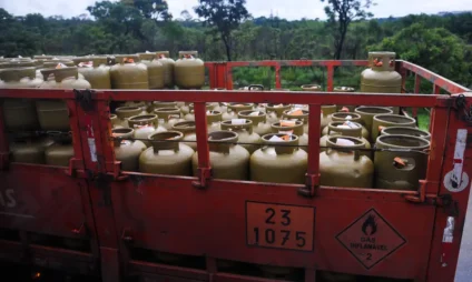 Beneficiários com NIS de final 8 recebem Auxílio Gás nesta quarta-feira