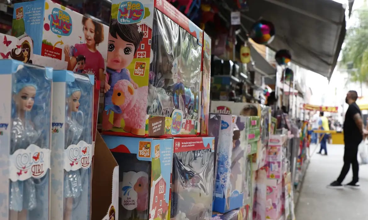 Brinquedos ficam em segundo plano na preferência das famílias (Foto: Reprodução/ Agência Brasil)