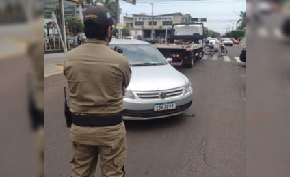 Agentes de trânsito recuperam veículo furtado no Centro de Três Lagoas