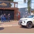 Ele foi encontrado dentro de um estabelecimento comercial desativado, localizado na Rua Monte Castelo. O proprietário do imóvel foi quem acionou a polícia, após perceber um forte odor ao chegar ao local. (Reprodução RIT Dourados)