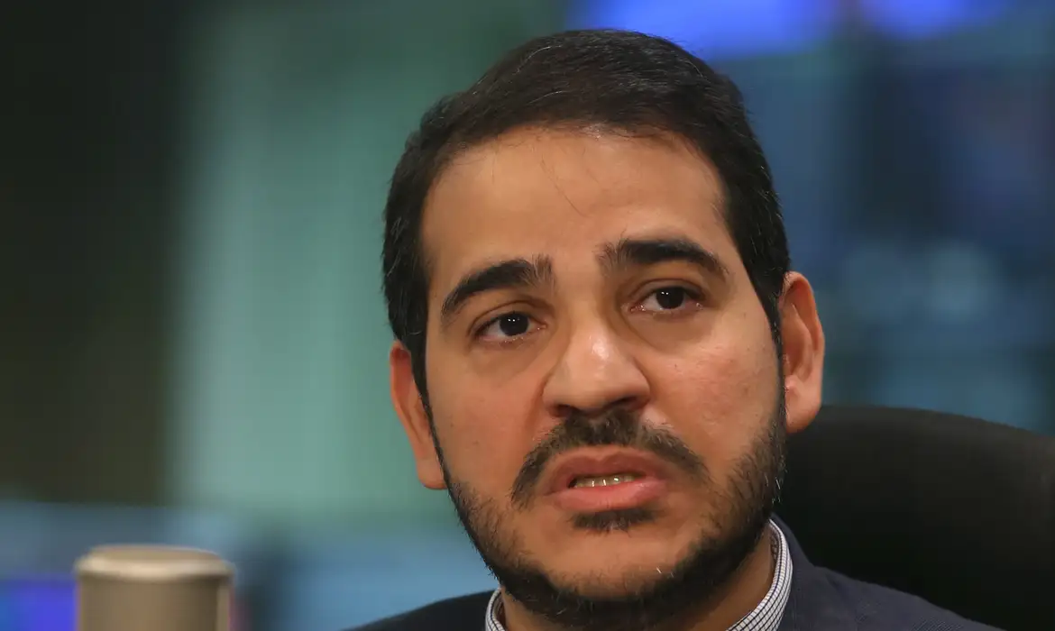 Jorge Messias é o principal nome para substituir Barroso no STF - Foto: Valter Campanato/Agência Brasil