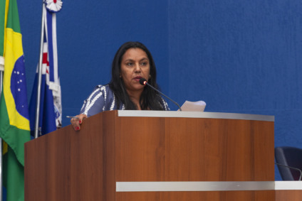 Vereadora Sirlene cobra melhorias na Casa de Apoio e no transporte de pacientes para Campo Grande