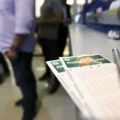 Prêmio da Mega-Sena acumula em R$ 12 milhões após sorteio não ter vencedor