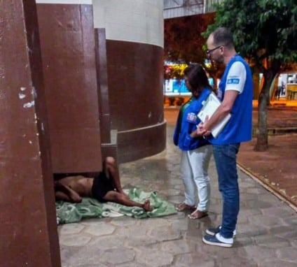 Vereador Fernando Jurado propõe ações para ajudar moradores em situação de rua em Três Lagoas