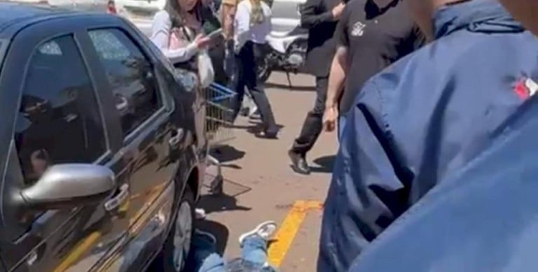 Jonathan Medeiro da Fonseca, 36 anos, foi morto em um ataque a tiros em um estacionamento de Shopping de importados, em Pedro Juan Caballero, Paraguai. (Reprodução)
