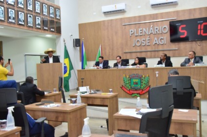Sessão da Câmara de Paranaíba debateu melhorias em diferentes setores e aprovou novos projetos.