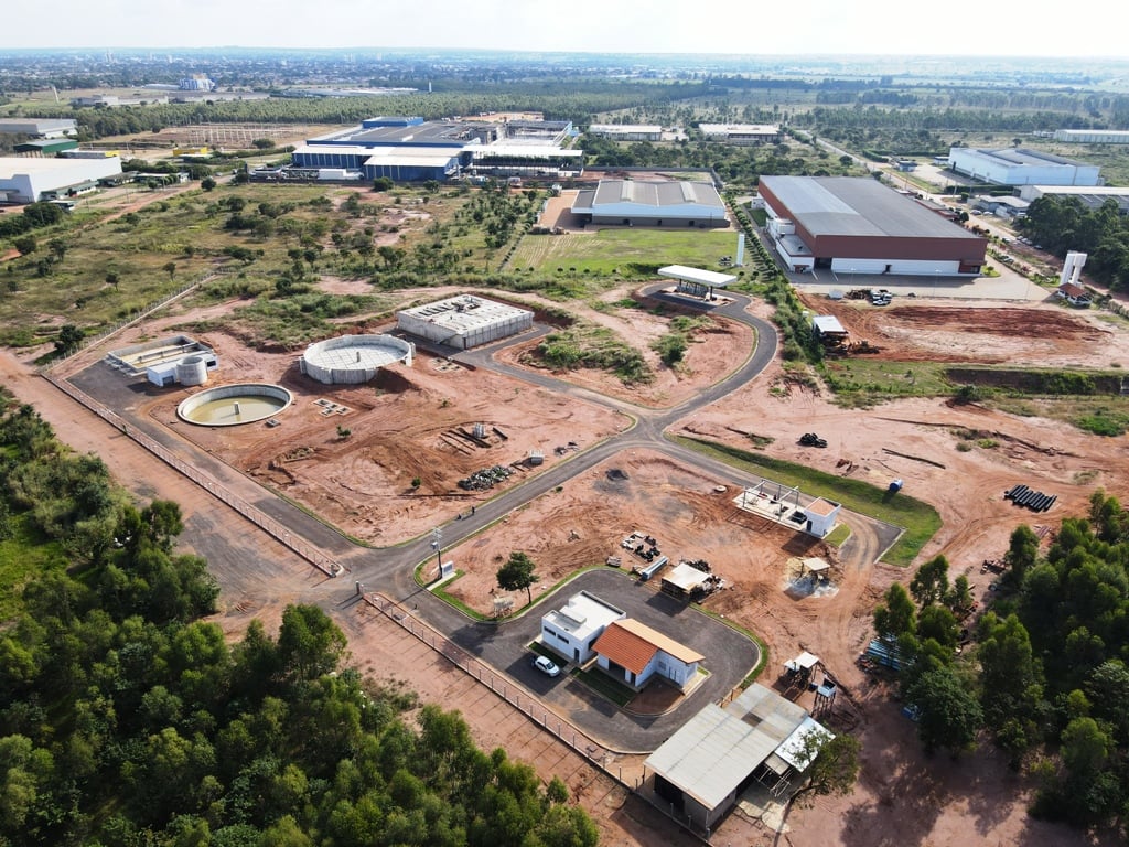 Atualmente, segundo a Sanesul (Empresa de Saneamento de Mato Grosso do Sul), o município possui 99% de cobertura de rede de esgoto, consolidando-se entre as cidades com os melhores índices de saneamento básico de Mato Grosso do Sul. Foto: Arquivo.