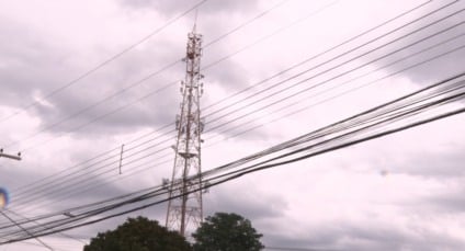 Três Lagoas enfrenta crise na cobertura de celular e dados móveis; consumidores relatam prejuízos