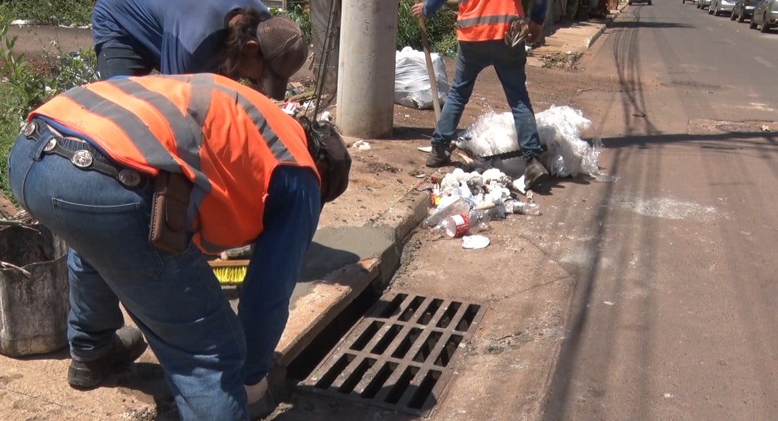 De acordo com o Instituto Nacional de Meteorologia (Inmet), esta semana será marcada por calor intenso e pancadas de chuva de grande intensidade em várias regiões de Mato Grosso do Sul. Foto: Reprodução/TVC HD. De acordo com o Instituto Nacional de Meteorologia (Inmet), esta semana será marcada por calor intenso e pancadas de chuva de grande intensidade em várias regiões de Mato Grosso do Sul. Foto: Reprodução/TVC HD.