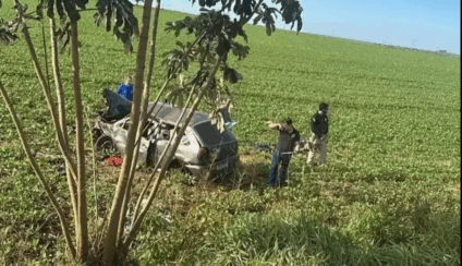 Veículo ficou totalmente destruído / Foto: Reprodução/Rio Brilhante em Tempo Real