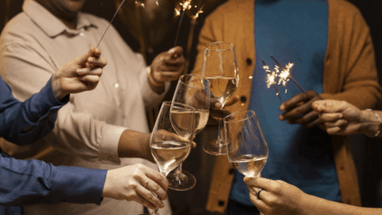 Pesquisa aponta para o aumento no número de consumidores que pretendem comprar presentes este ano (Foto: reprodução/ Freepik)