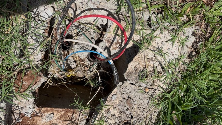 A gestão municipal reforça que está realizando um trabalho junto com a Polícia Militar e a inteligência da Polícia Civil para identificar os responsáveis e garantir a segurança da população. Foto: Divulgação/Assessoria. A gestão municipal reforça que está realizando um trabalho junto com a Polícia Militar e a inteligência da Polícia Civil para identificar os responsáveis e garantir a segurança da população. Foto: Divulgação/Assessoria.