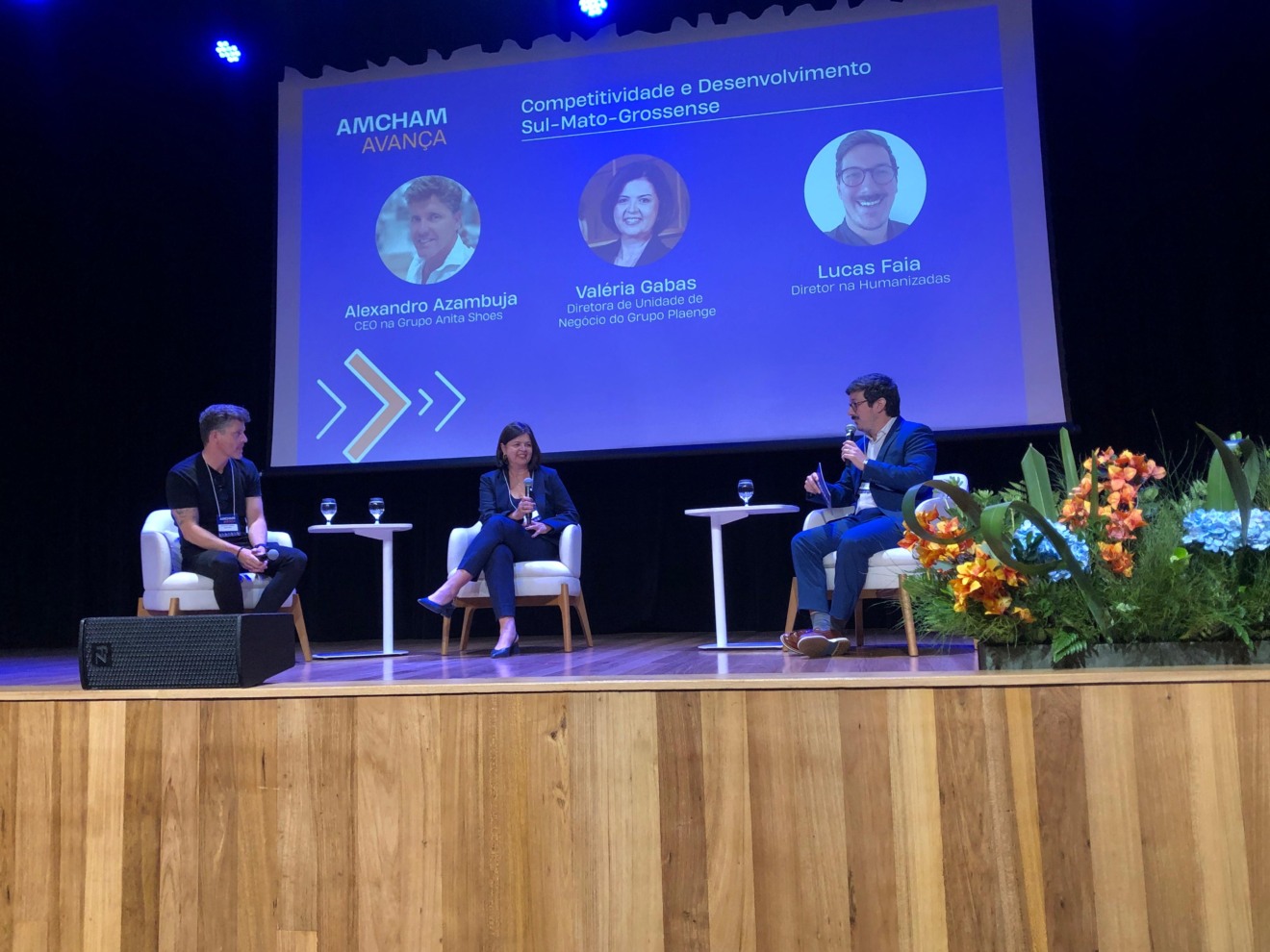 Alexandro Azambuja, Valéria Gabas e Lucas Faia durante o painel - Foto: Fernando de Carvalho/Portal RCN67 Alexandro Azambuja, Valéria Gabas e Lucas Faia durante o painel - Foto: Fernando de Carvalho/Portal RCN67
