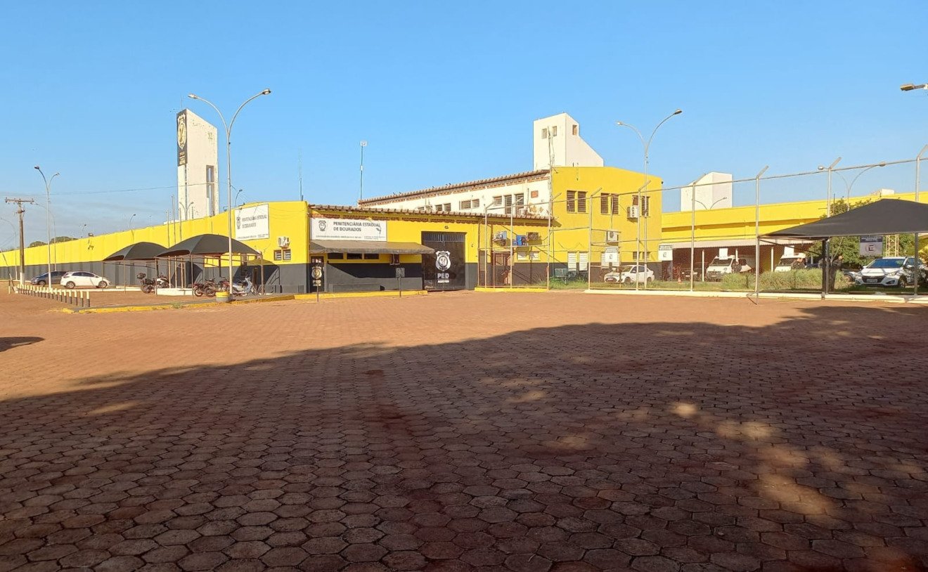 Acusado foi transferido para a Penitenciária Estadual de Dourados (PED), nesta segunda-feira (24). (Cido Costa) Acusado foi transferido para a Penitenciária Estadual de Dourados (PED), nesta segunda-feira (24). (Cido Costa)