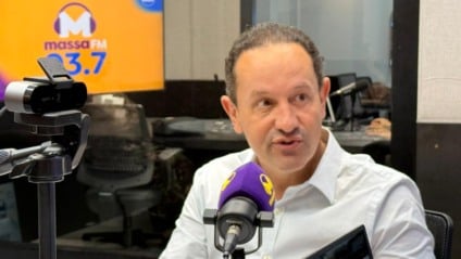 Walter Carneiro Júnior, no estúdio da Rádio Massa Campo Grande (Foto: Adriano Hany/ Massa CG) 