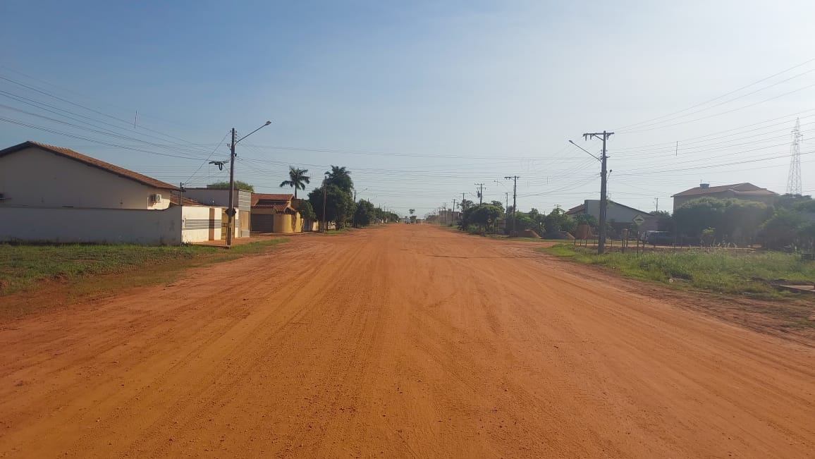 Avenida dos Estudantes, no Jardim Primavera, será asfaltada em 2026 (Foto: Mauro Silva/Cultura FM)