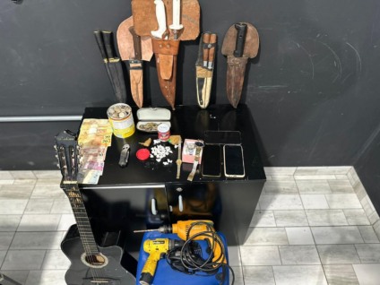 Suspeitos usavam linha de van entre as cidades para transportar drogas - Reprodução/PCMS