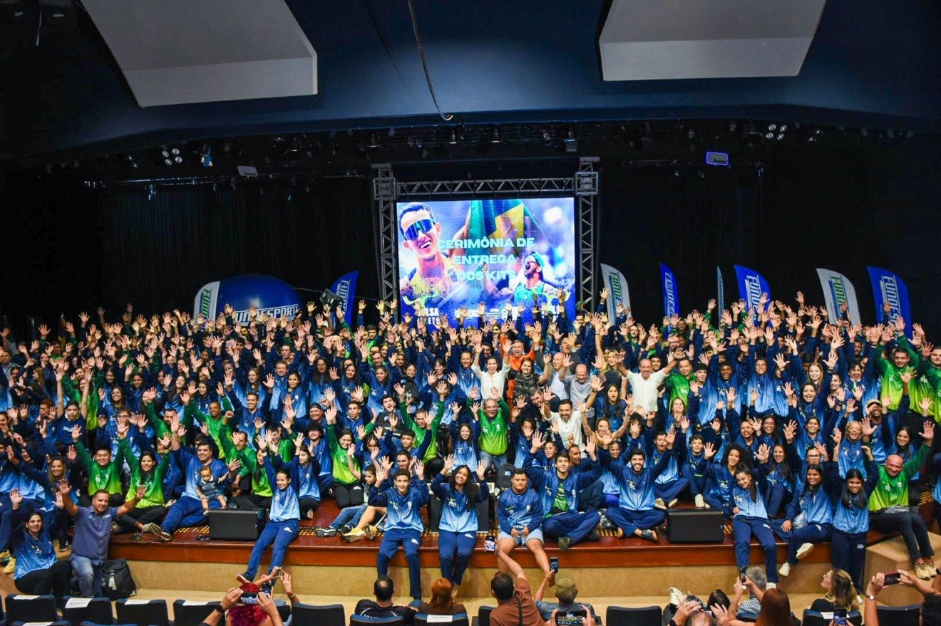 Kits esportivos foram entregues para atletas contemplados - Foto: Divulgação/ Governo de MS