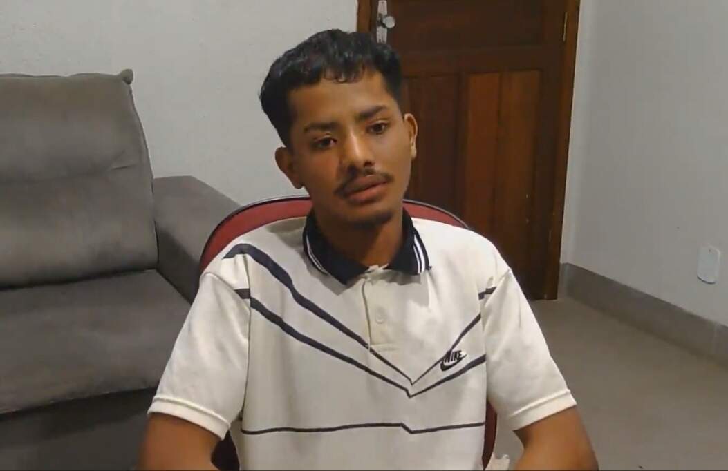 Leanderson de Oliveira Junior durante depoimento na delegacia Foto: Reprodução