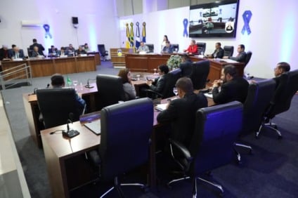 Os vereadores de Dourados realizaram nesta segunda-feira (22), a 41ª Sessão Ordinária do ano legislativo. (Foto: F. Grott/CMD)