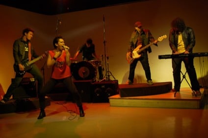 Dimitri Pellz chega a Dourados no dia 29, com show gratuito no Espaço Casulo. (Foto: Assessoria)