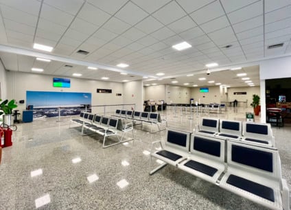 Terminal do Aeroporto de Ponta Porã ganha nova área, serviços modernizados e estacionamento ampliado sob gestão da Aena.