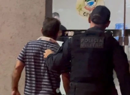 Homem foi localizado em casa e preso / Foto: Reprodução/Jornal da Nova