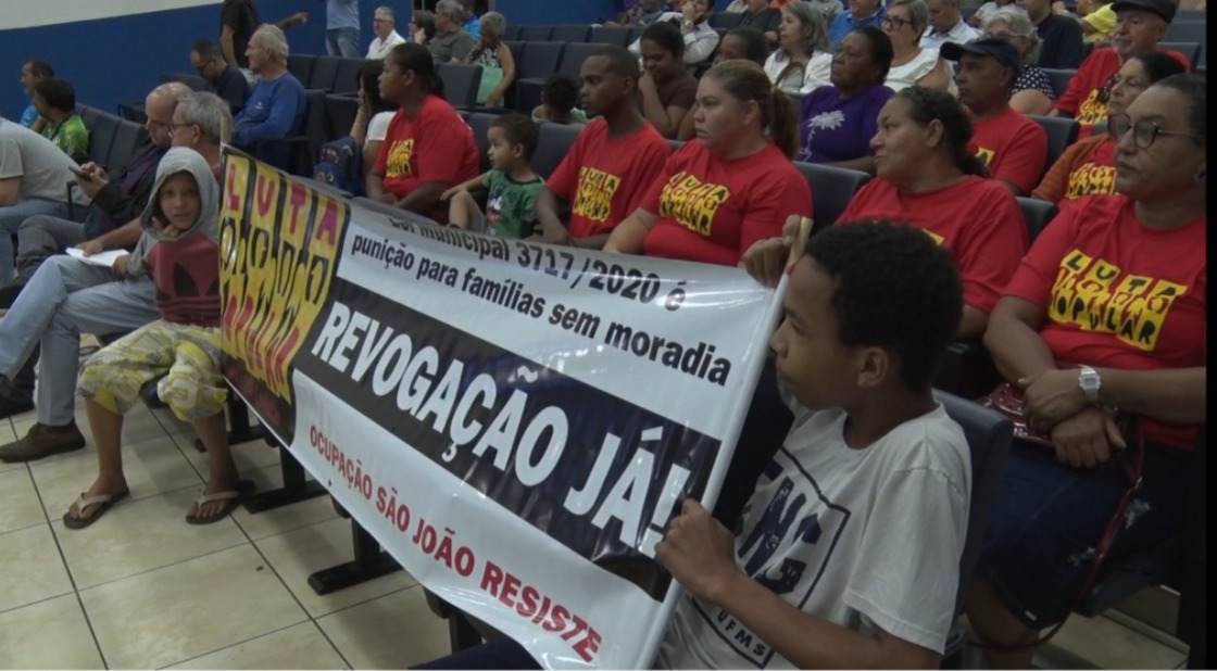 Moradores do bairro São João acompanharam a sessão da Câmara - Foto: Reprodução/TVC HD. Moradores do bairro São João acompanharam a sessão da Câmara - Foto: Reprodução/TVC HD.