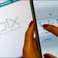 Pix completa cinco anos perto de movimentar R$ 30 trilhões por ano