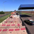 O motorista e o material apreendido foram encaminhados para a Delegacia da Polícia Federal de Dourados, onde o caso foi registrado como contrabando e transporte ilegal de produtos estrangeiros.(Divulgação/PRF/MS)