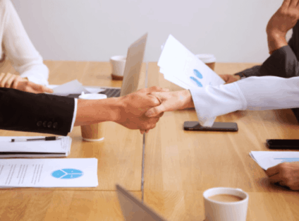 Serasa e Correios promovem 'Feirão Limpa Nome' para conter crescimento da inadimplência