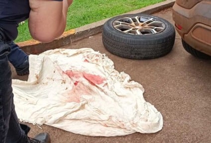 Investigadores do SIG trabalham em Dourados após o latrocínio que vitimou o padre Alexsandro da Silva Lima, pároco de Douradina.